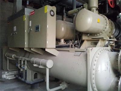 螺桿式冷水機組與離心式冷水機